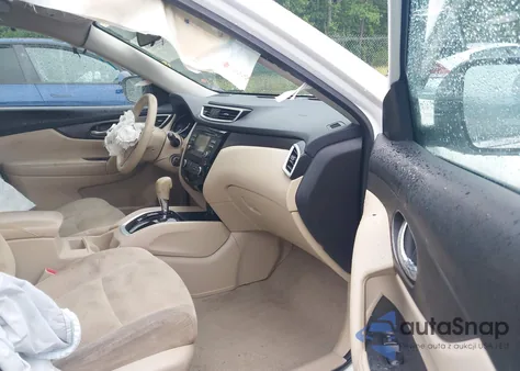 2015 Nissan Rogue S z USA, uszkodzony, nr VIN 5N1AT2MT9FC860557